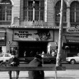 Après la station Anvers, face au Lycée Jacques Decour, le Trianon...